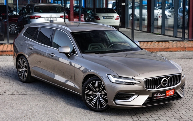 Volvo V60 cena 96900 przebieg: 165015, rok produkcji 2018 z Mińsk Mazowiecki małe 781